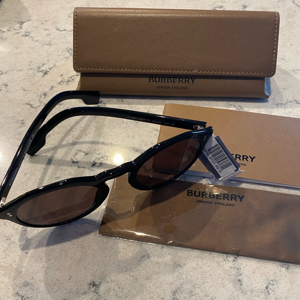 Burberry Black and Brown Sunglasses Wraparound Design